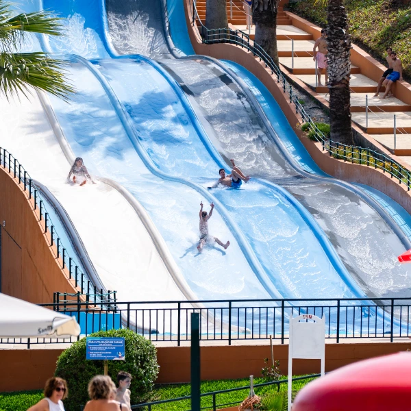 Pistas rápidas no Parque Aquático de Amarante